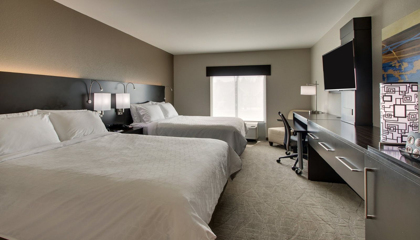 Camera - Holiday Inn Express & Suites LANCASTER EAST - STRASBURG by IHG