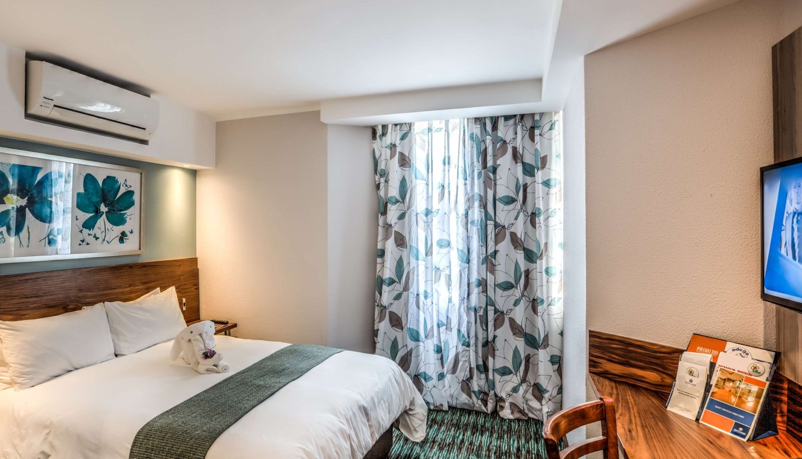 Zimmer - TOWN LODGE WATERFALL MIDRAND