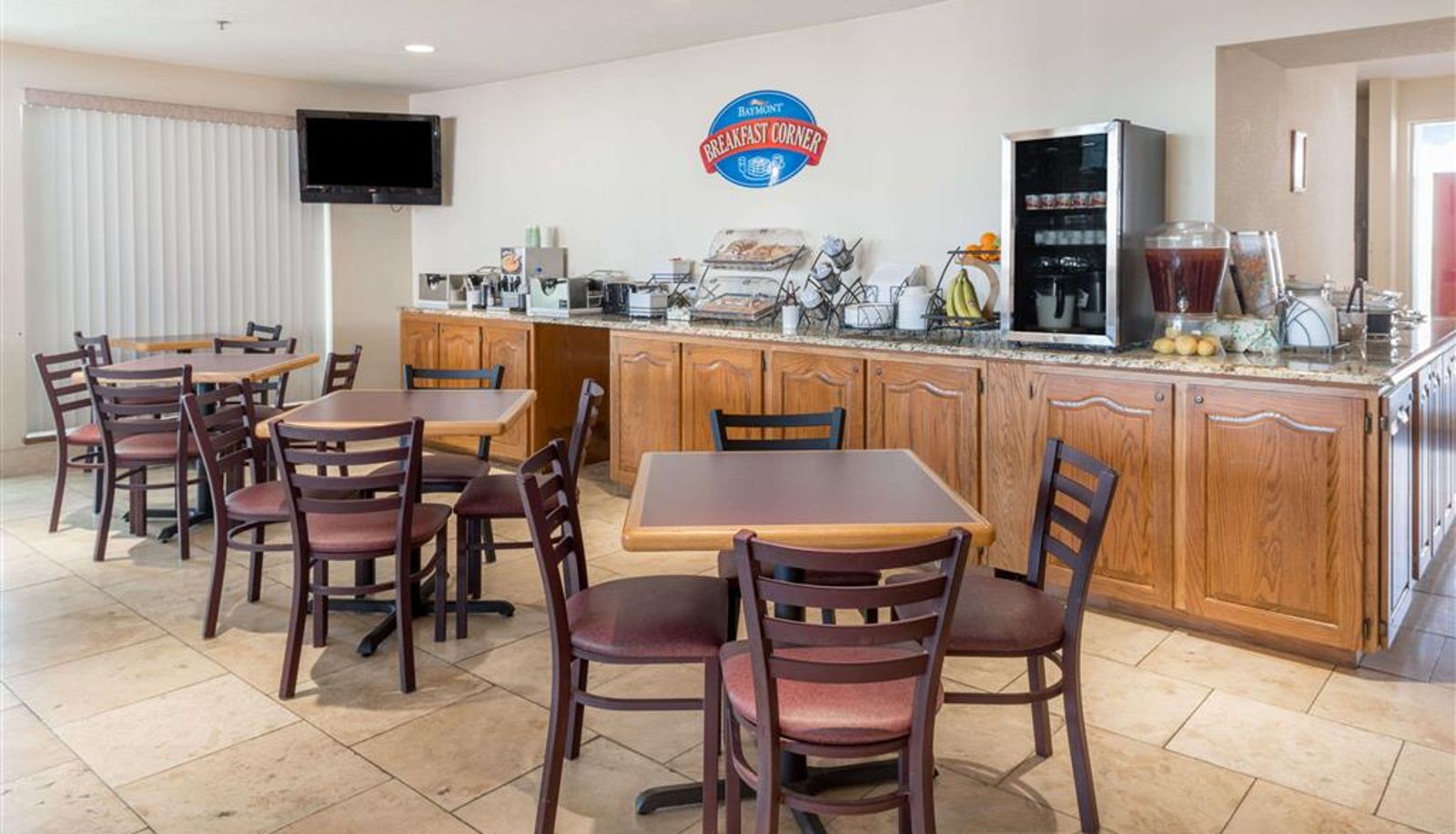 Interior view - Baymont by Wyndham Osage Beach