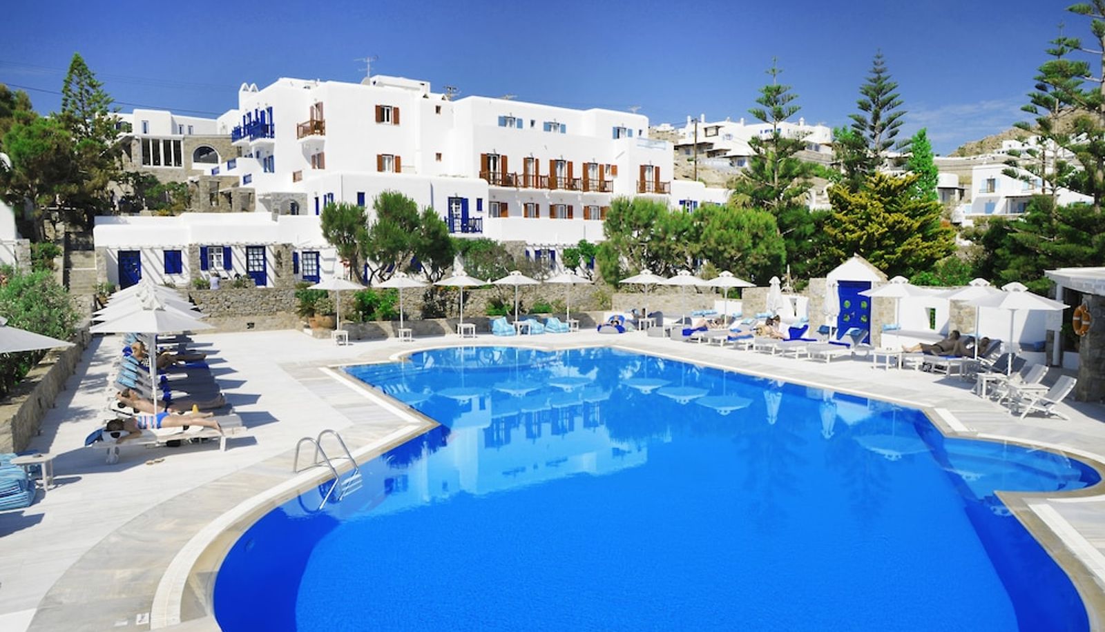 Pool - Kamari Hotel