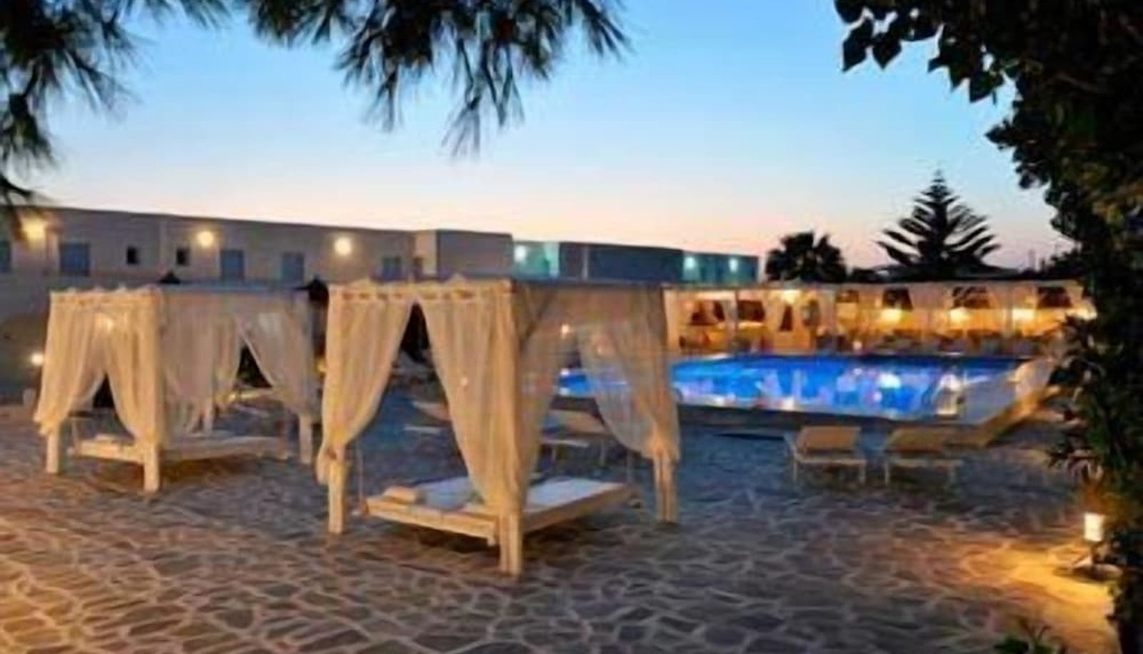 Basen - Narges Hotel