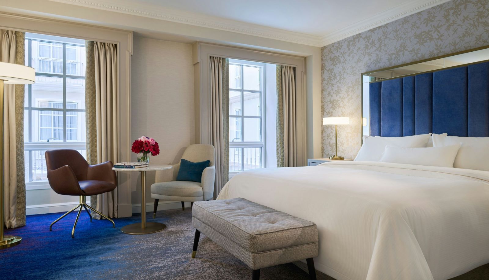 Zimmer - The College Green Hotel Dublin Autograph Collection