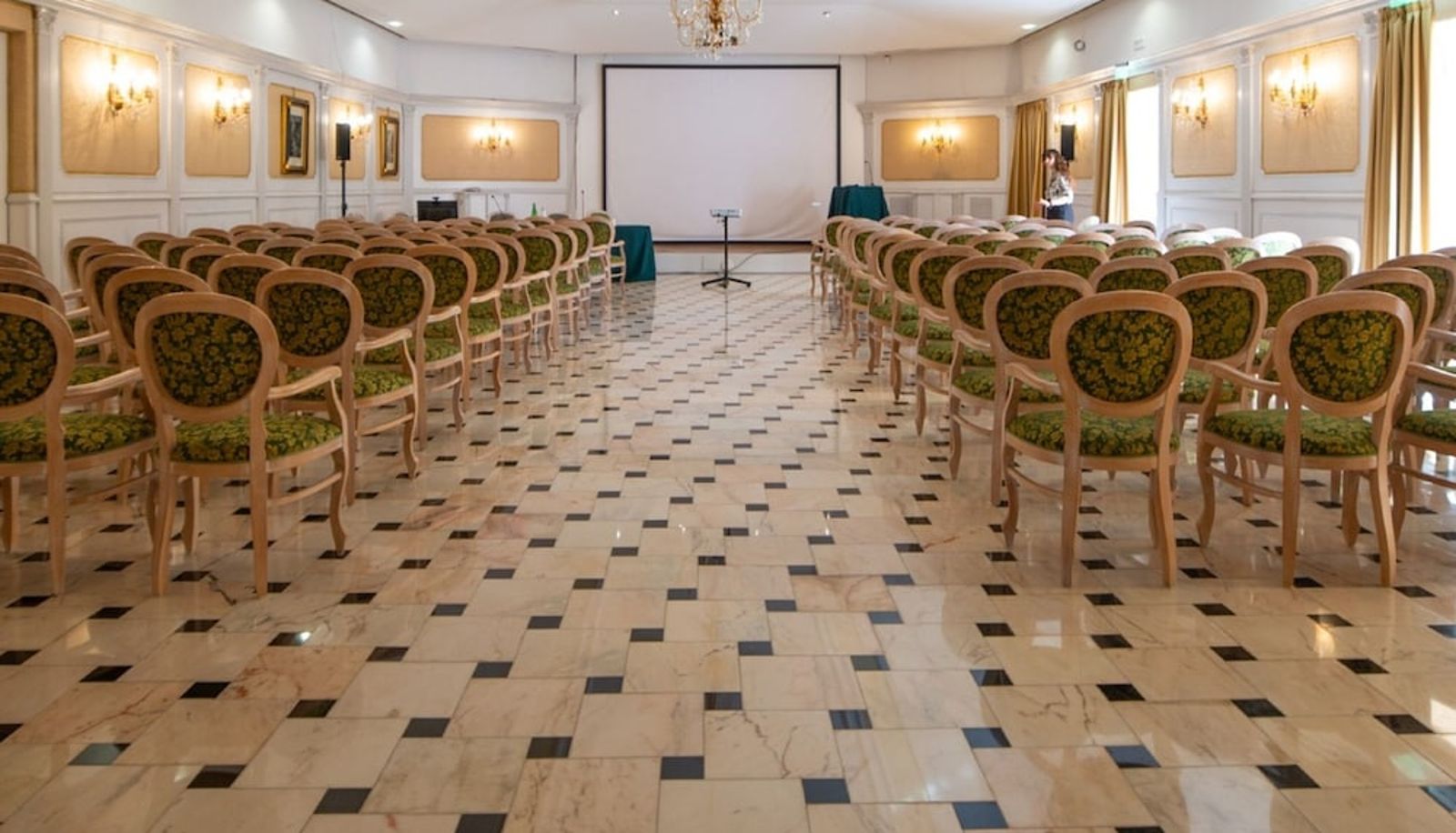 Sala de reuniones - Villa Tuscolana