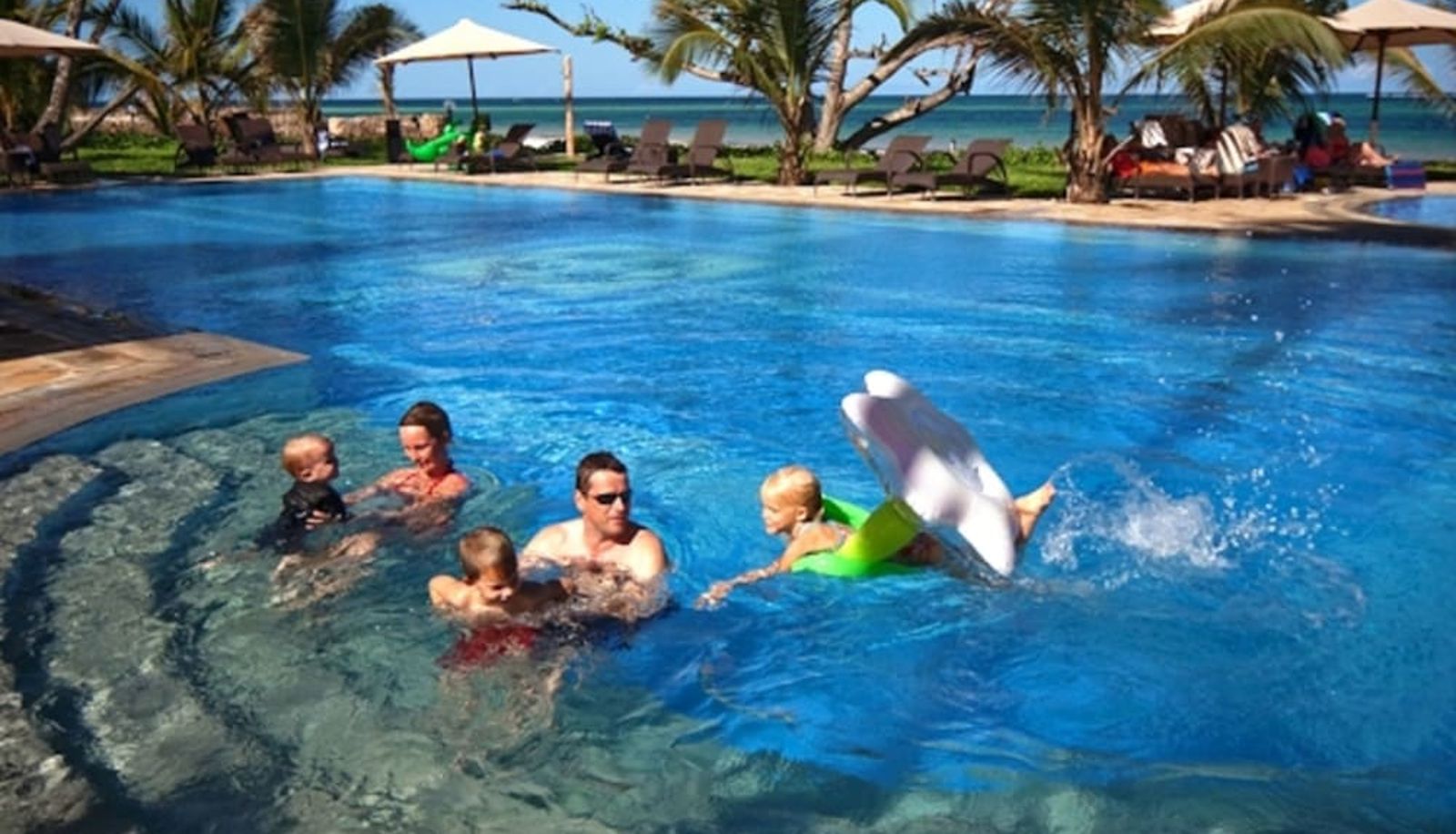 Pool - Lantana Galu Beach