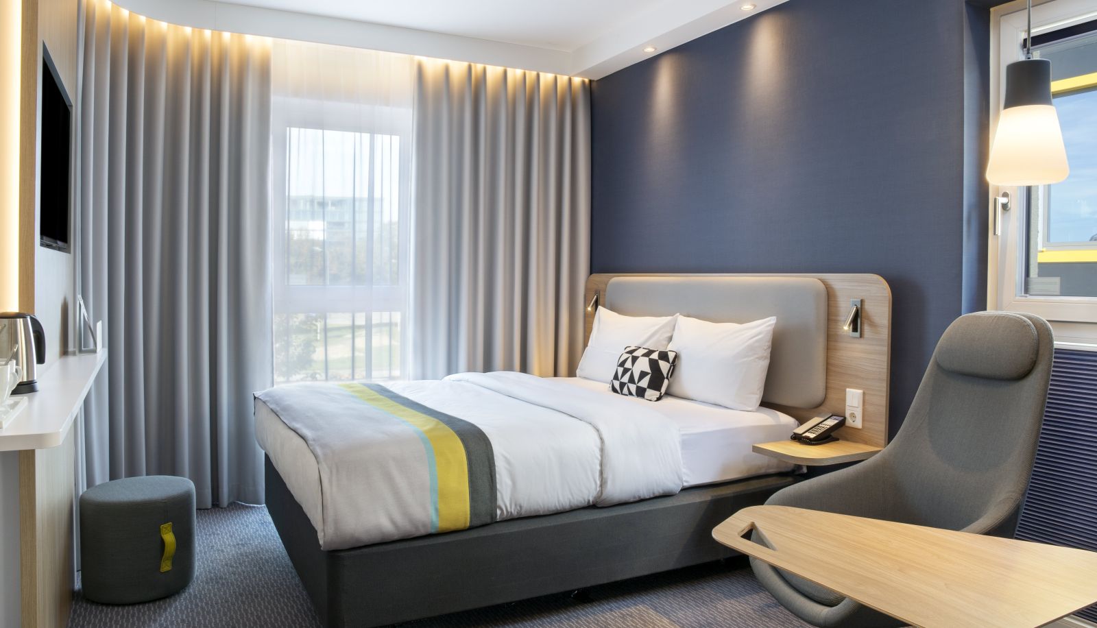 Room - Holiday Inn Express KARLSRUHE - CITY PARK by IHG