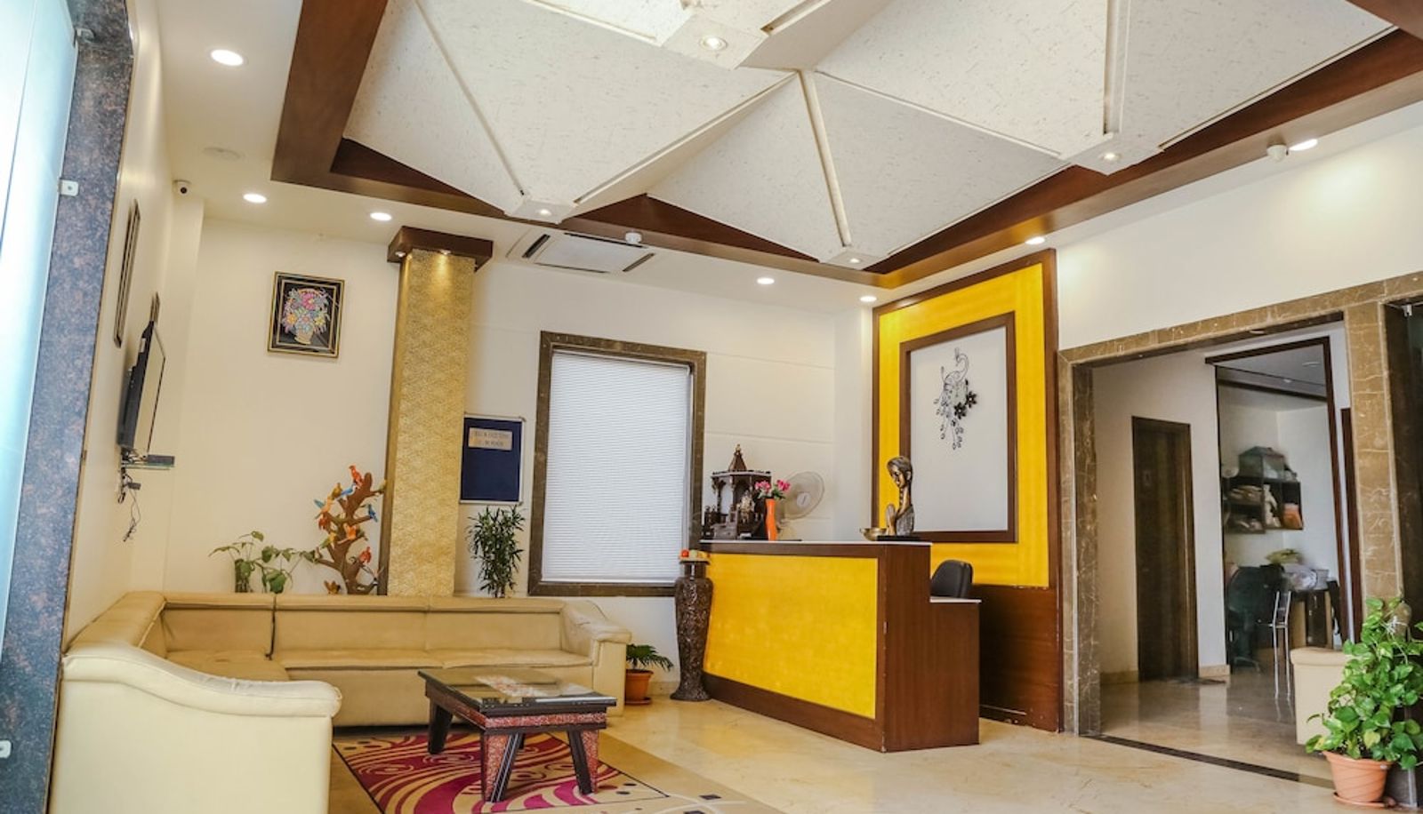 Recepción - Hotel Taj Heights