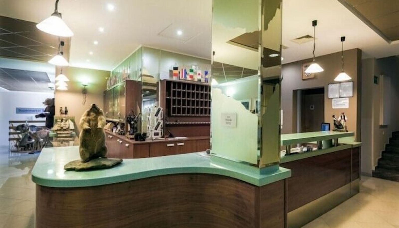 Reception - Hotel Macola