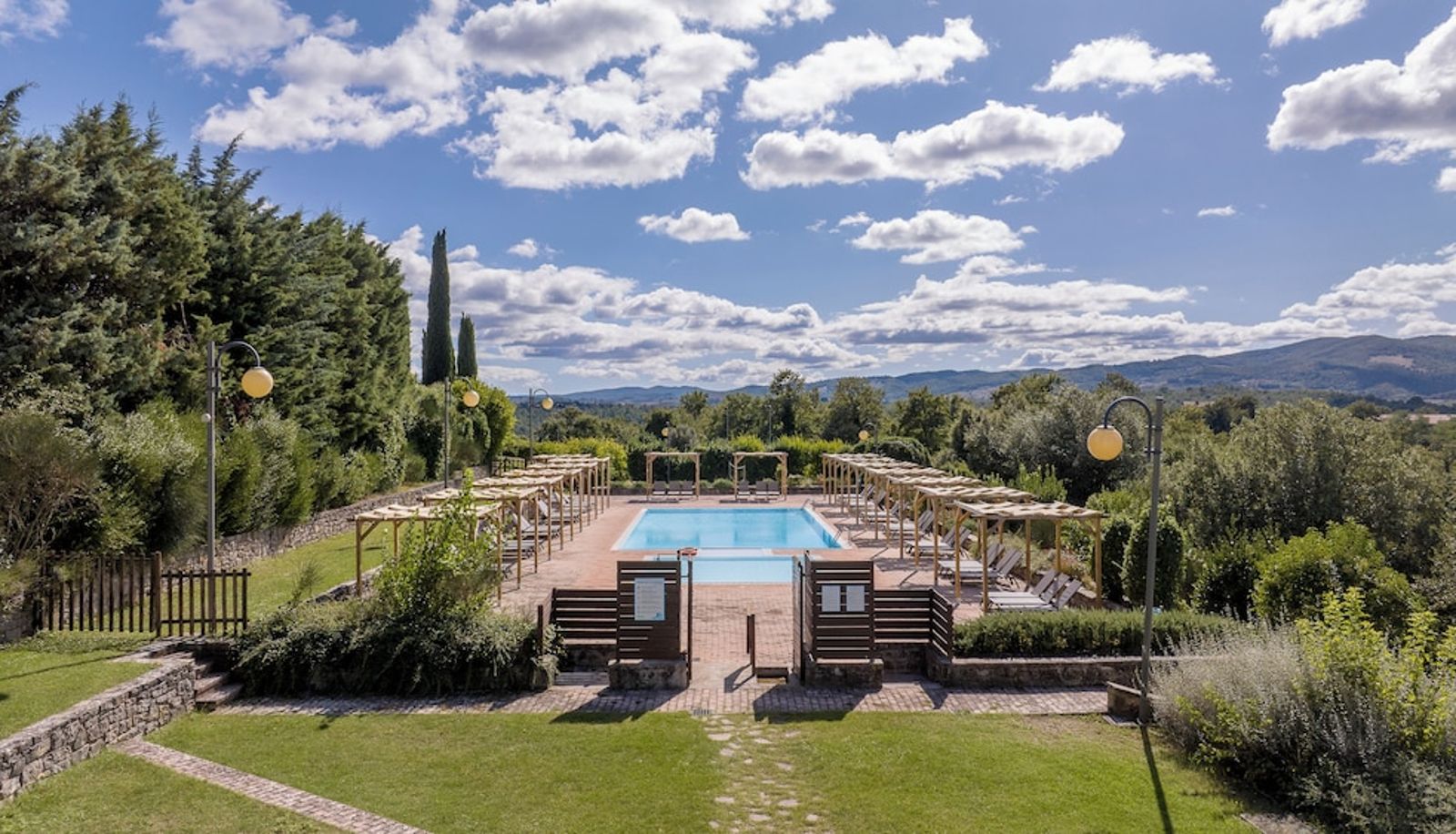 Pool - Poggiovalle Tenuta Italiana