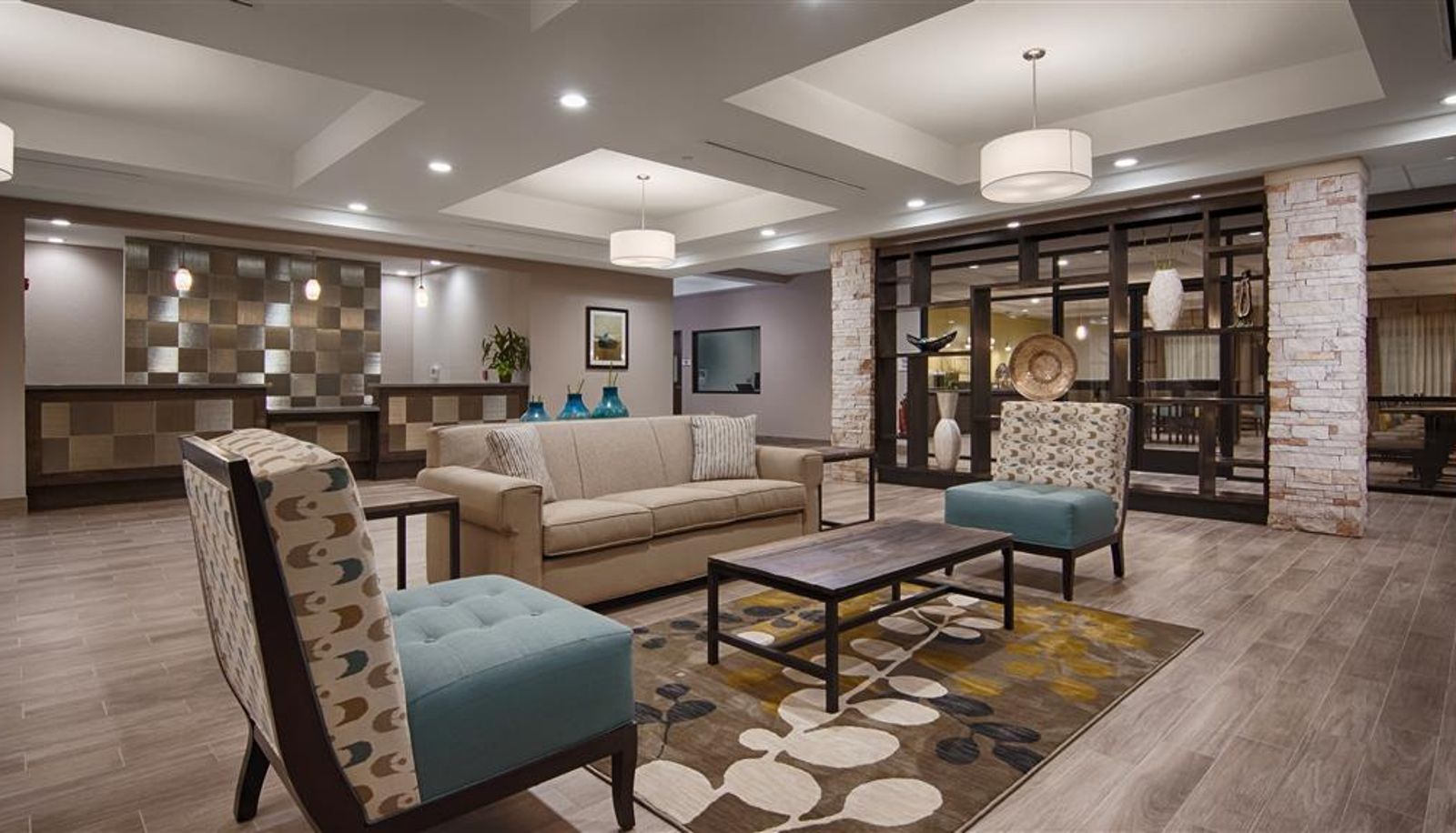 Hall - Best Western Plus College Station Inn & Suites