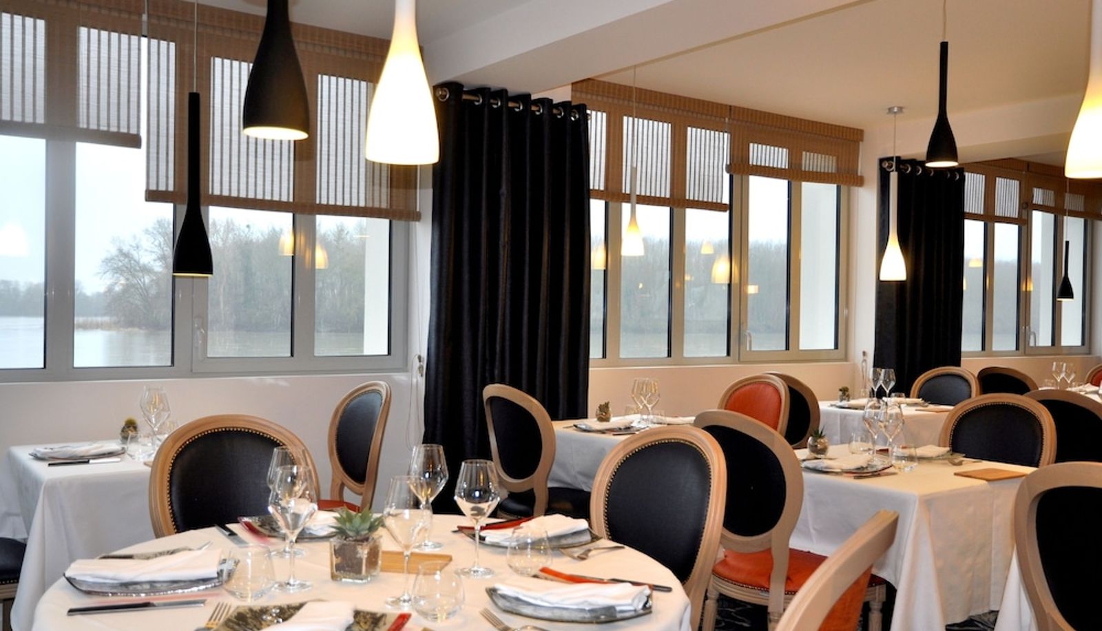 Restaurante - Les 3 Lieux