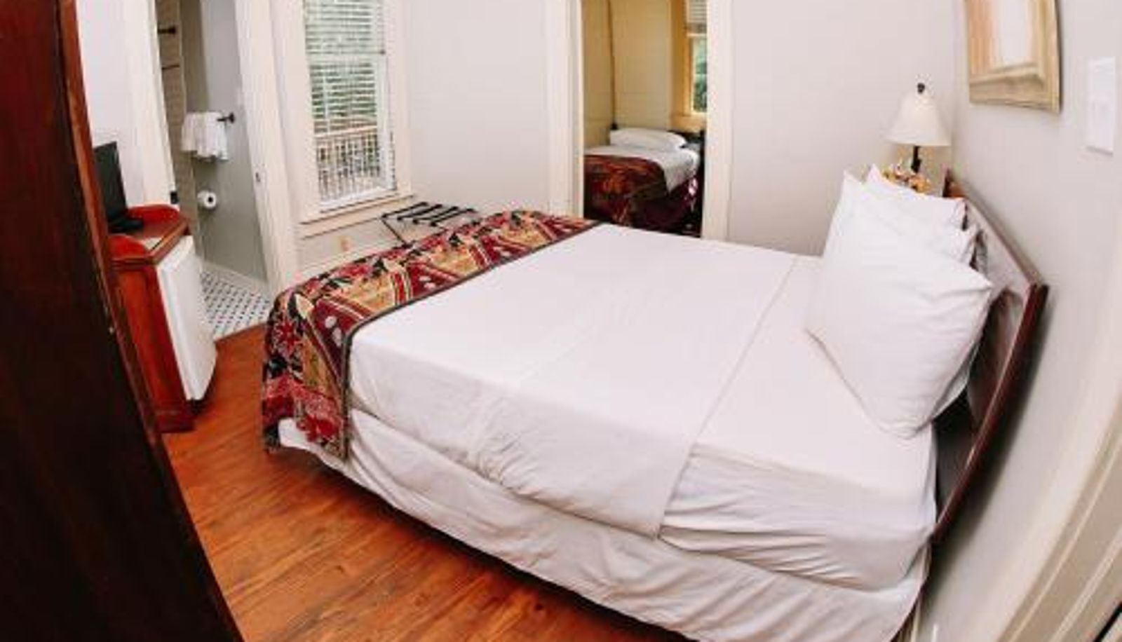 Zimmer - Inn on the Riverwalk