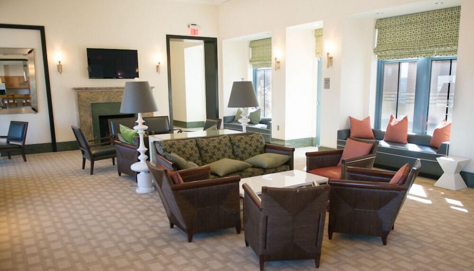 Lobby - Crystal Quarters Furnished Apartments At The Gramercy