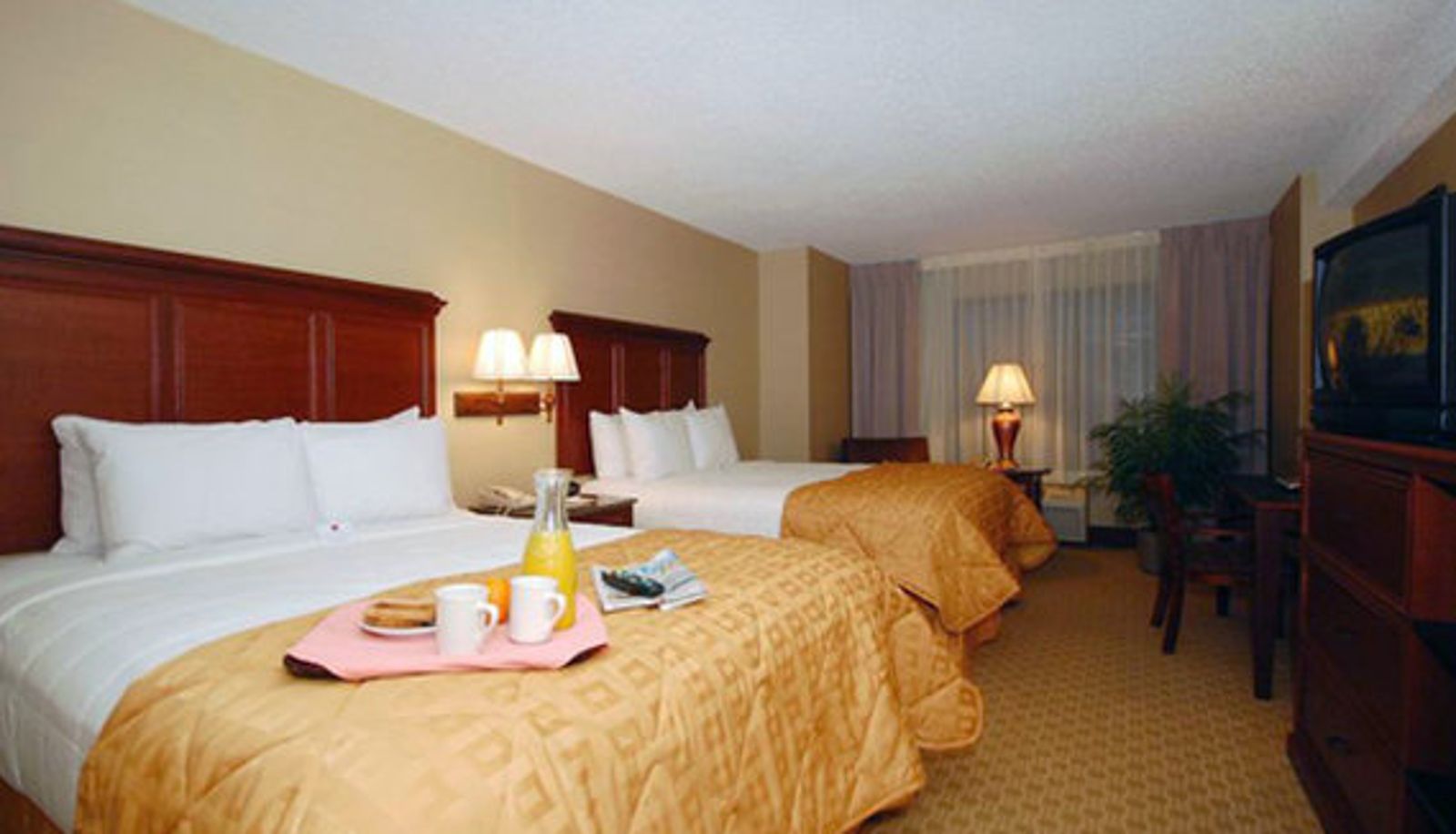 Room - Harborside Hotel