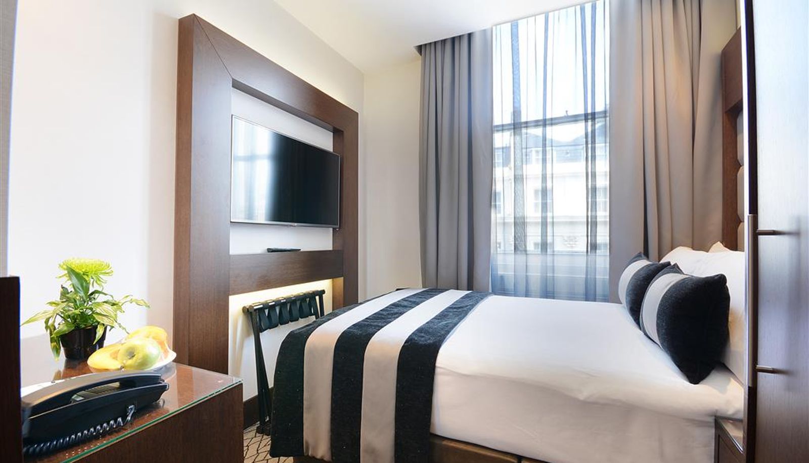 Zimmer - Park Grand Paddington Court