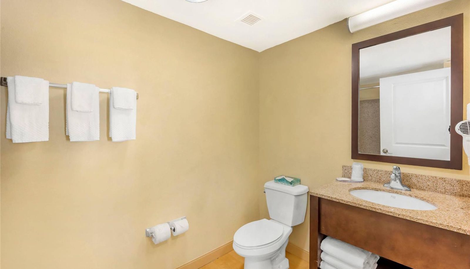 Habitación - MainStay Suites Jacksonville near Camp Lejeune
