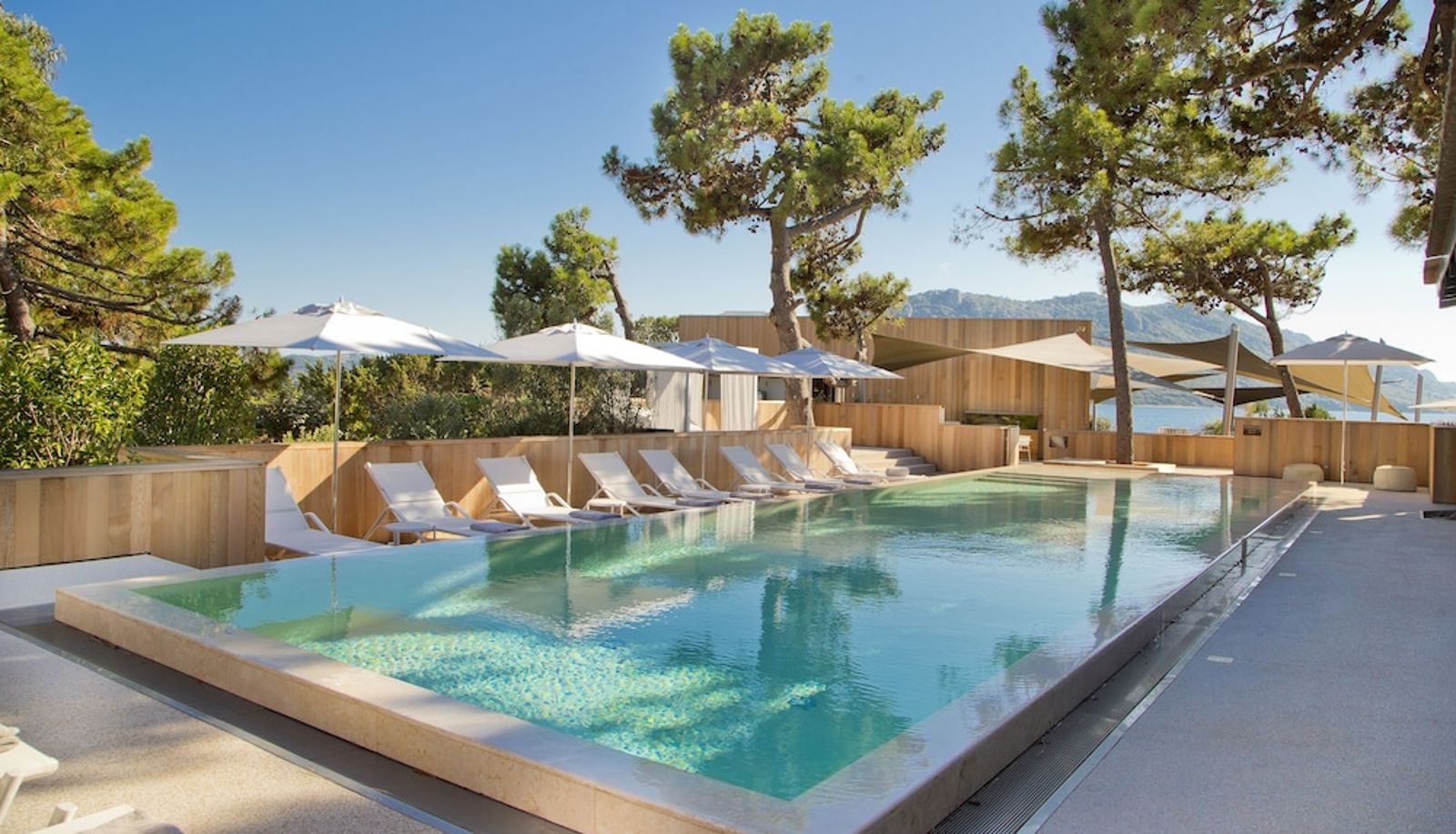 Pool - HOTEL LA PLAGE CASADELMAR