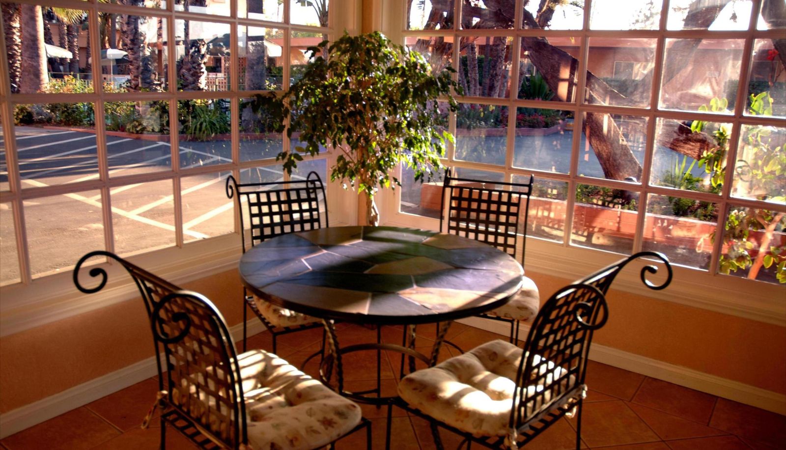 Hall - The Saga Motor Hotel