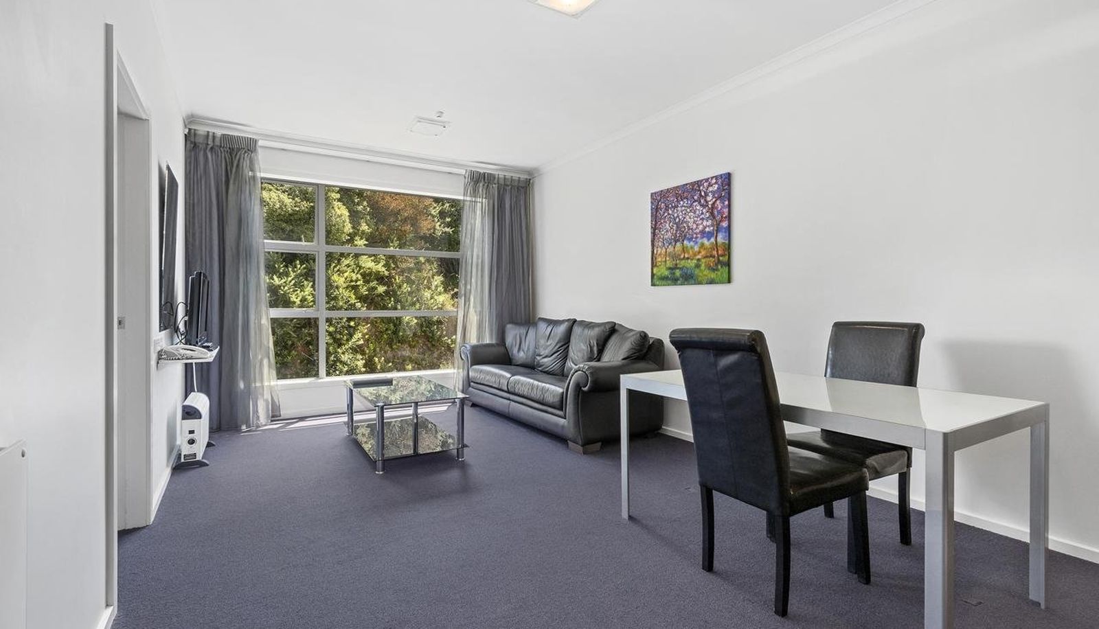 Room - Amethyst Court Motor Lodge