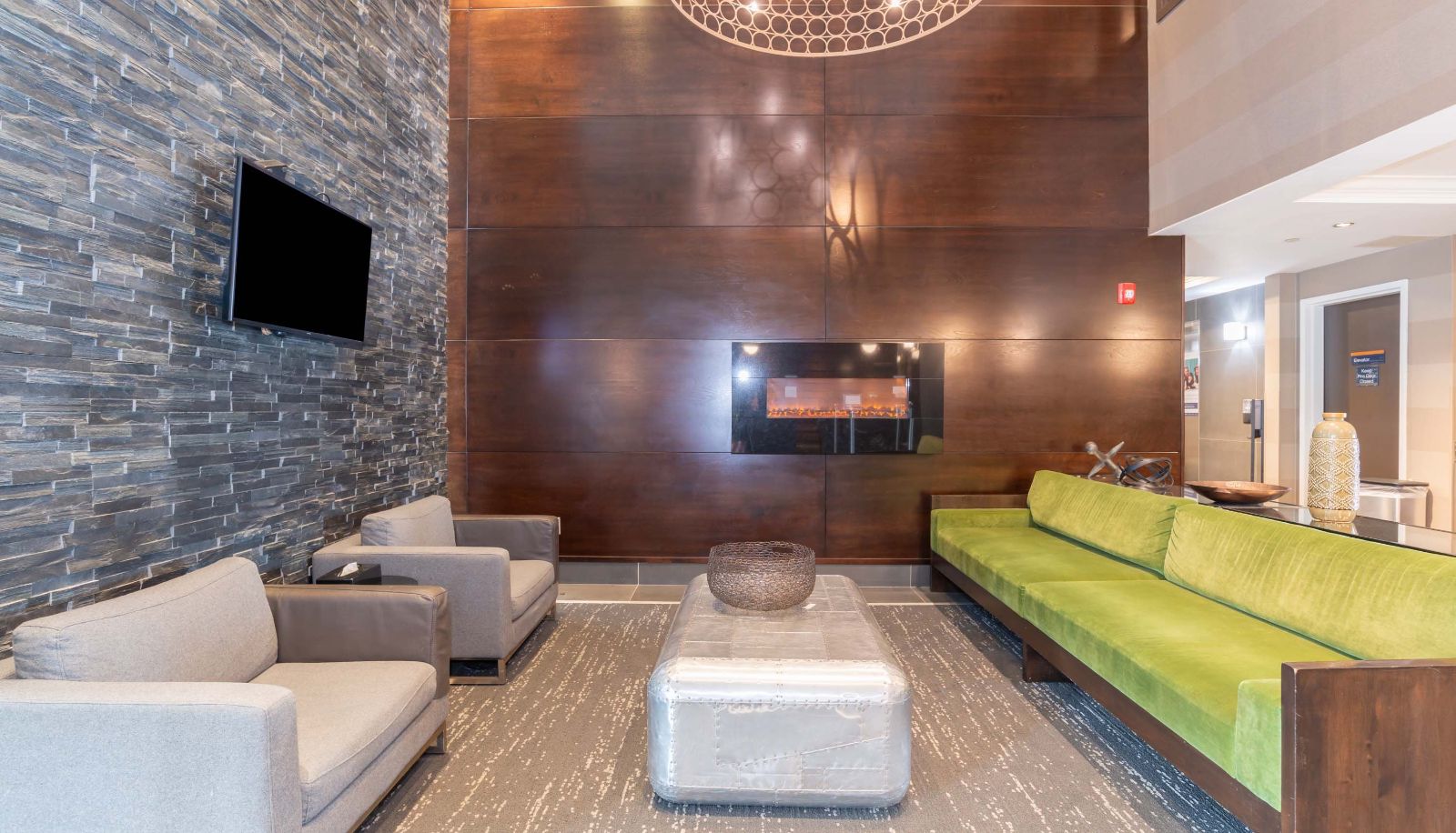 Hall - Sandman Hotel Abbotsford Airport