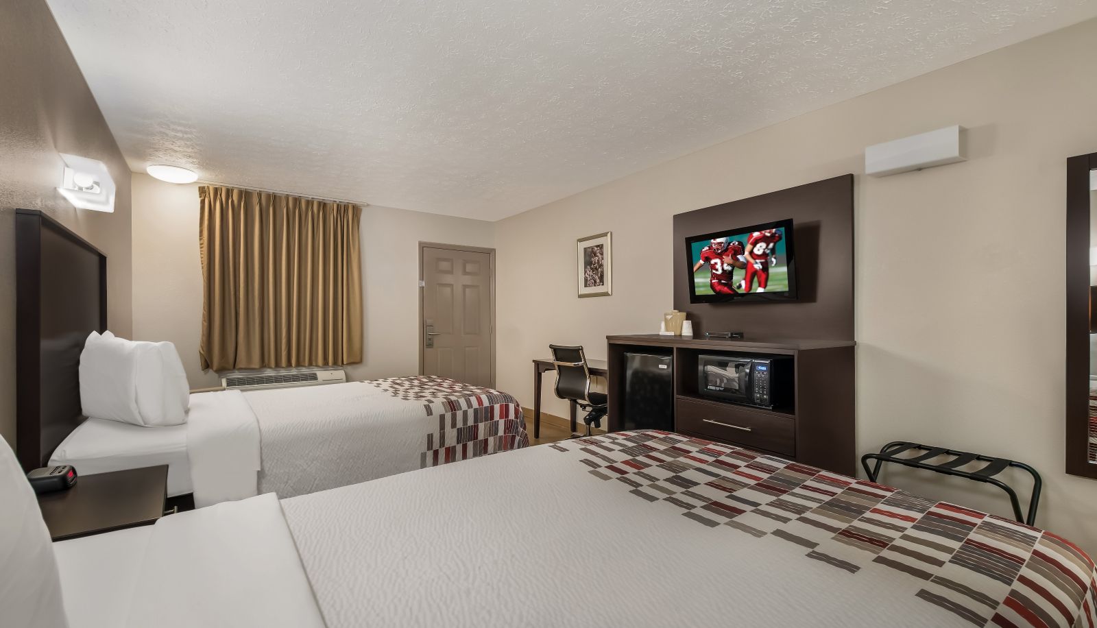 Zimmer - Red Roof Inn Crossville