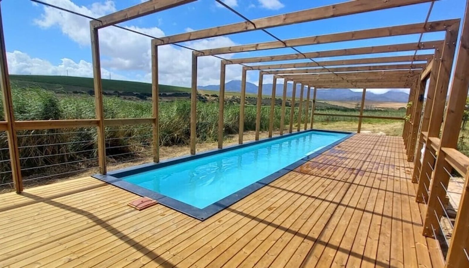 Piscine - Endless Vineyards