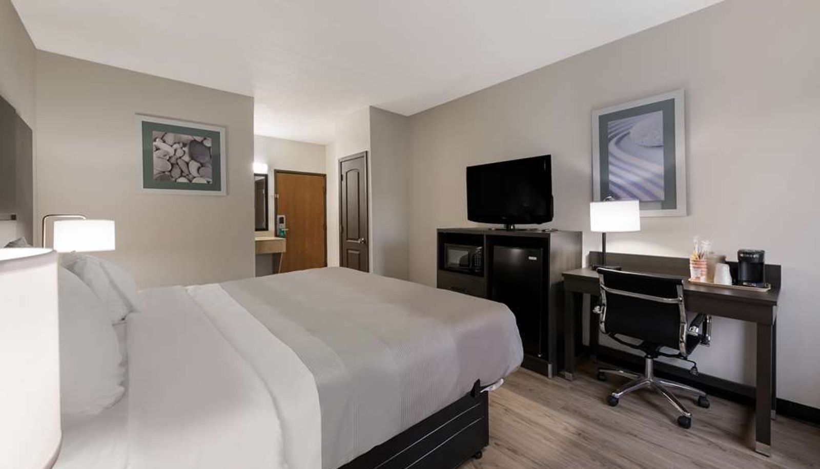 Room - Quality Inn Merriam Kansas City