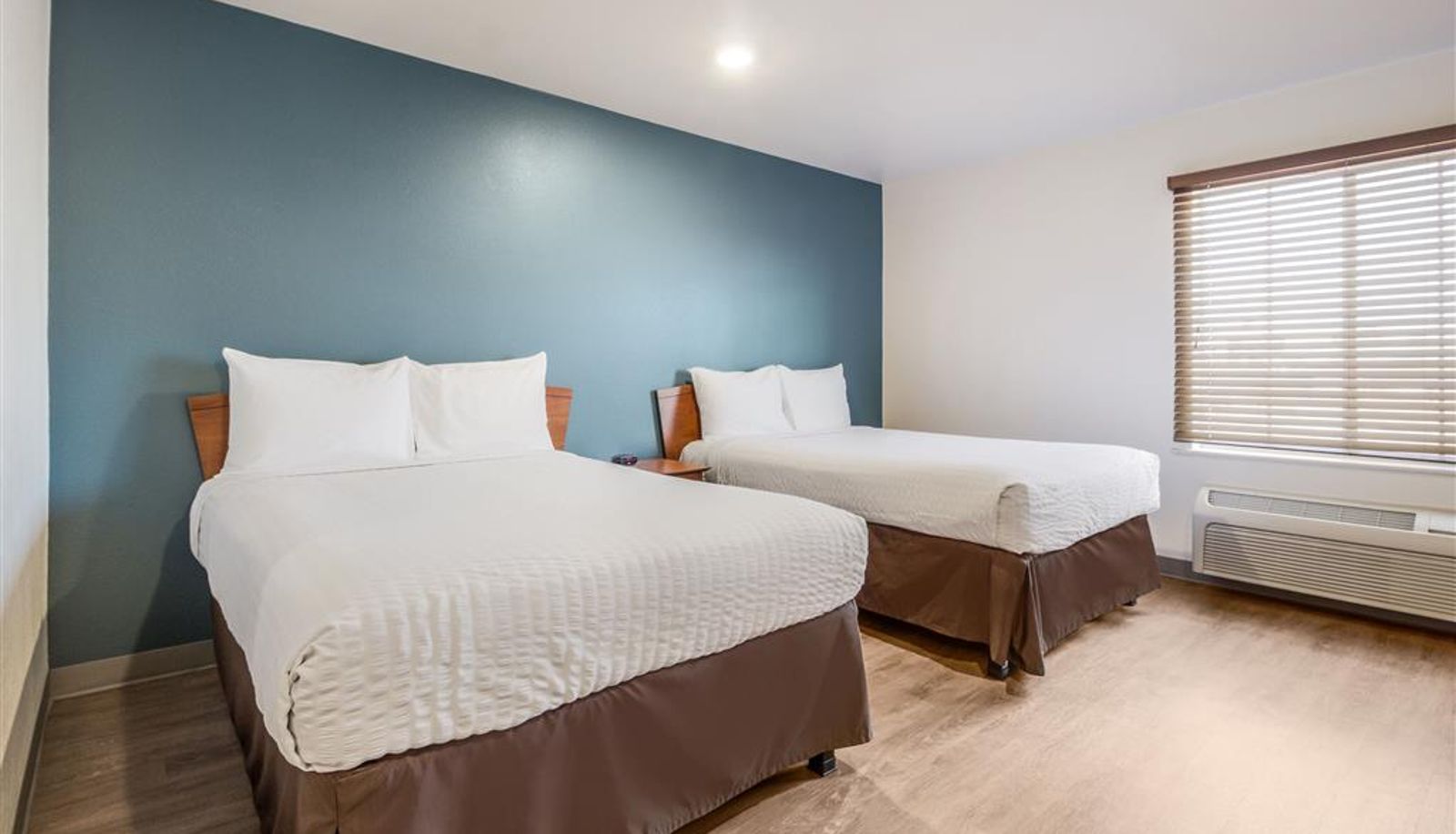 Zimmer - WoodSpring Suites Houston Baytown