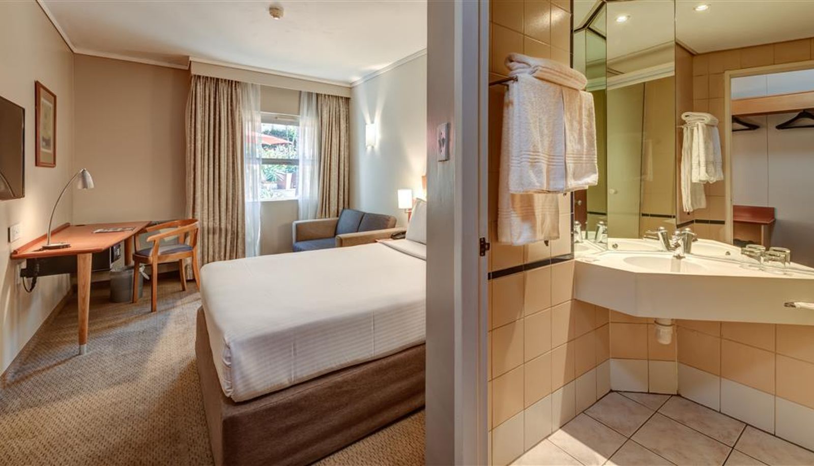 Room - STAYEASY PRETORIA