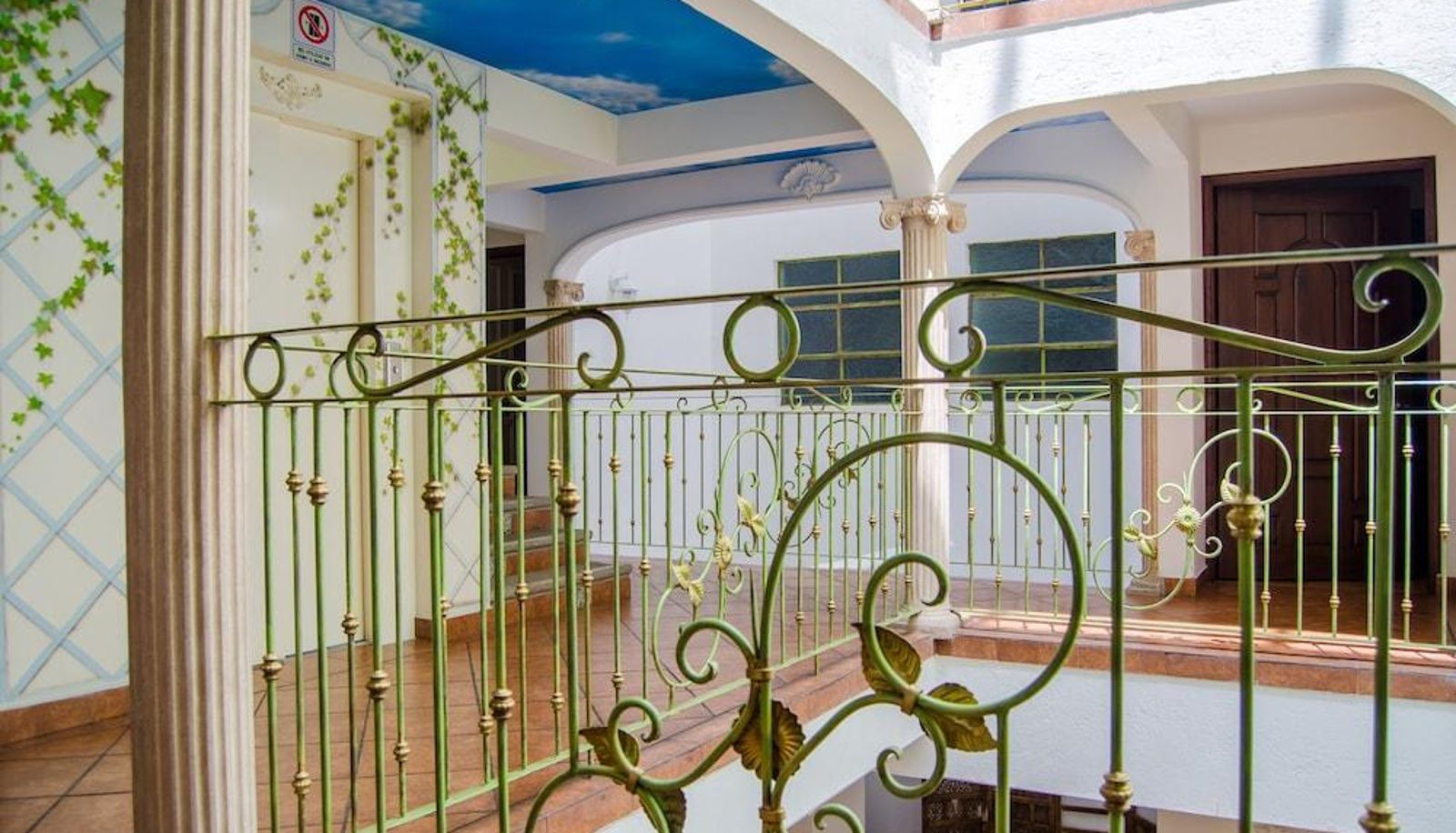 Hotel interior - ROYAL COLONIAL