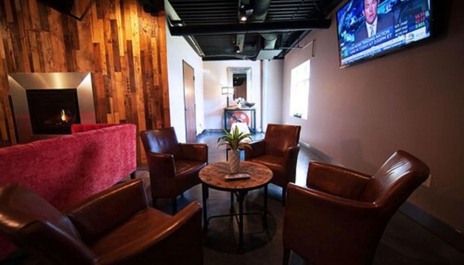 Hall - Warehouse Hotel