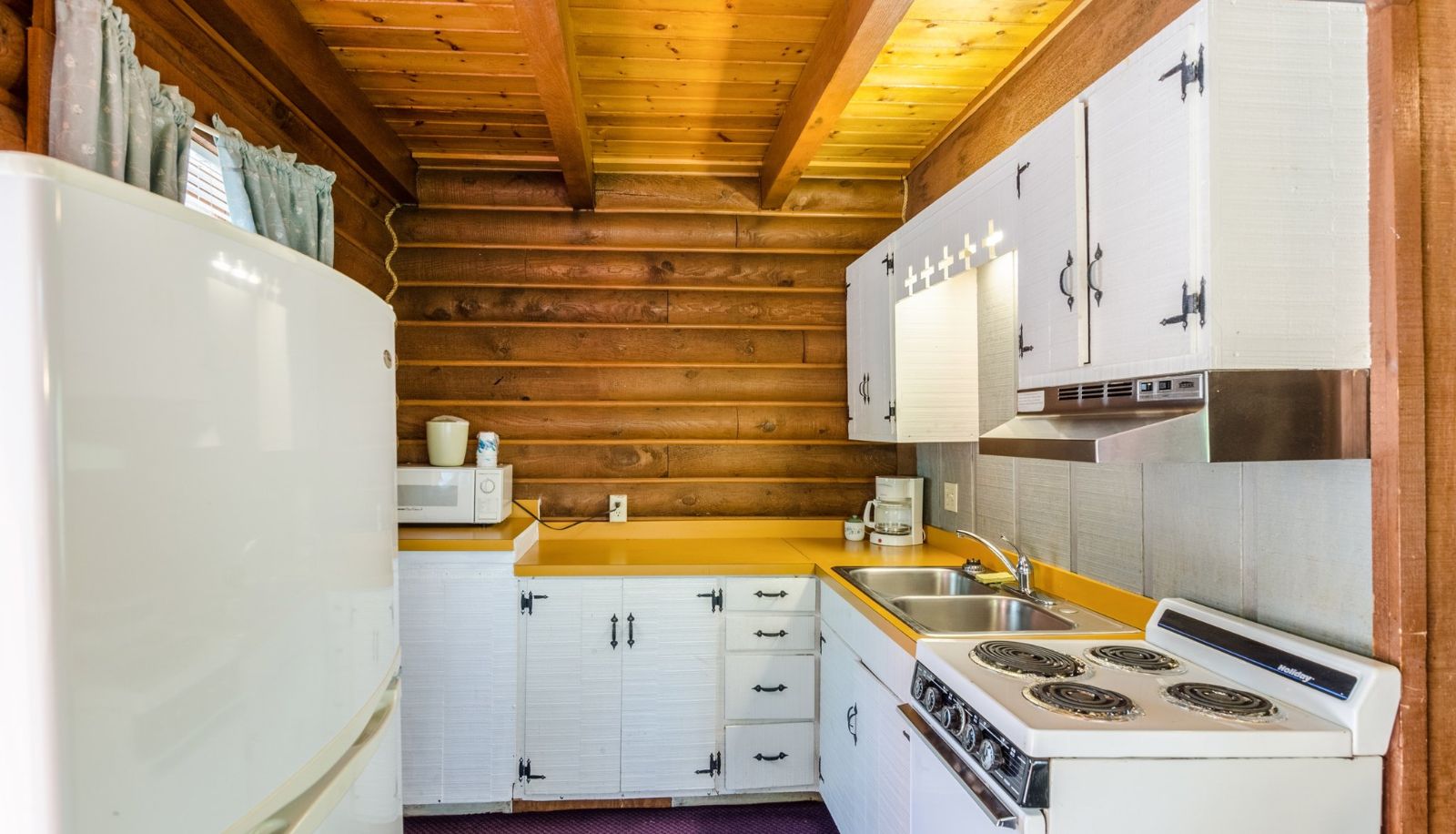 Room - Highland Hills Cabins Master Hosts Resort
