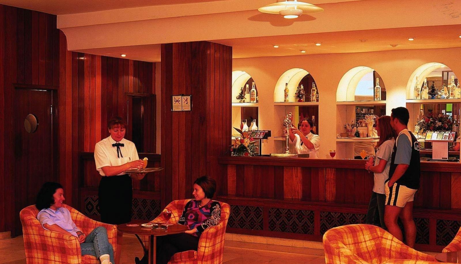 Bar - Fiesta Hotel Paraiso Floral