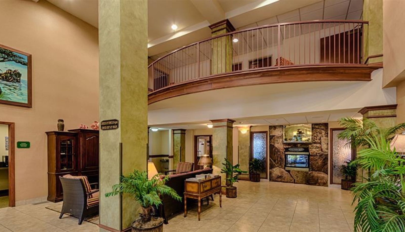 Hall - Triple Play Resort Hotel and Suites