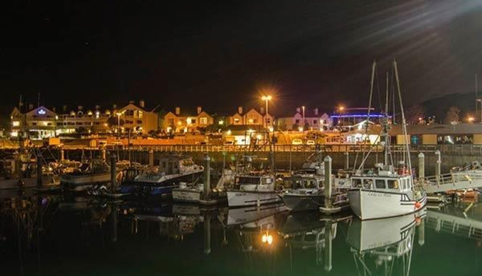 Außenansicht - HARBOR VIEW INN