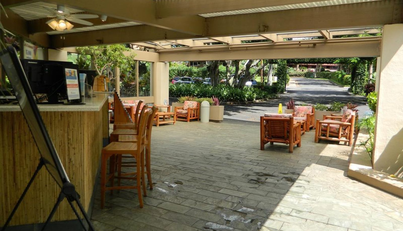 Bar - THE SANDS OF KAHANA VACATION CLUB