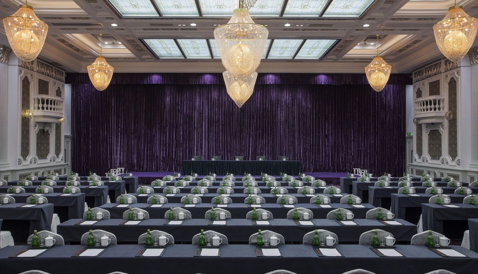Conference room - THE RESIDENCE ON RIVERS EDGE SHANGHAI