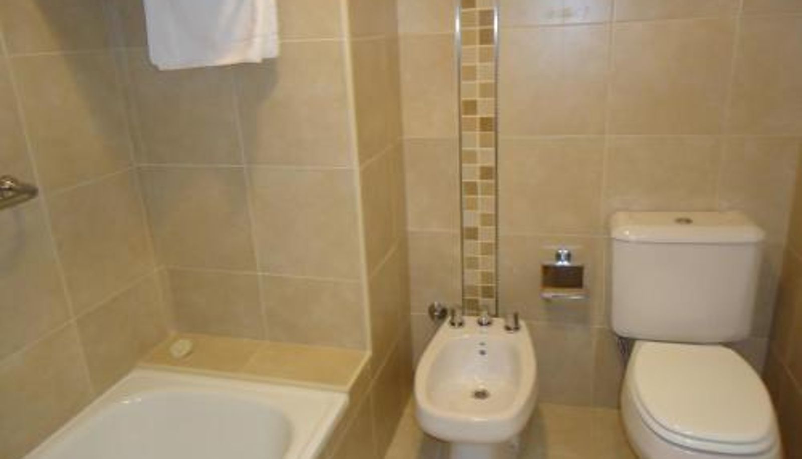 Badezimmer - Puerto Amarras Hotel & Suites