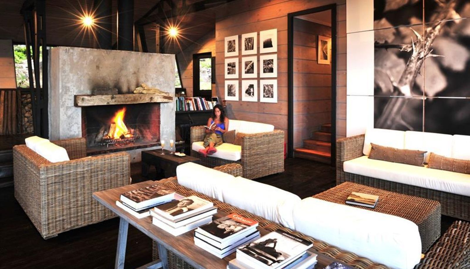 Lobby - CRUSOE ISLAND LODGE