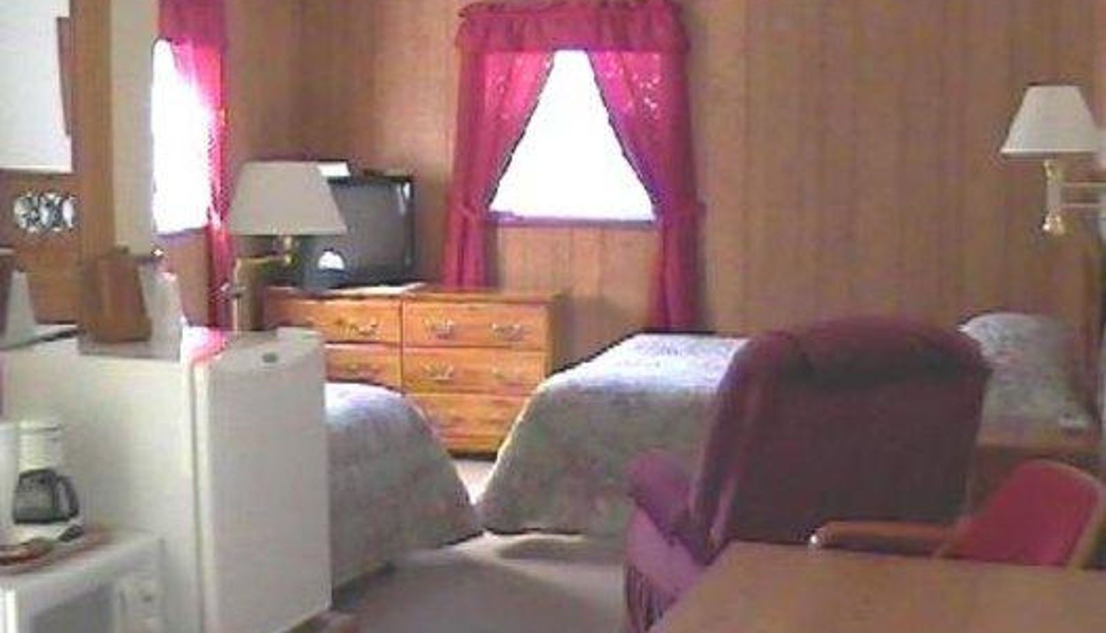 Zimmer - Riverbend Lodging