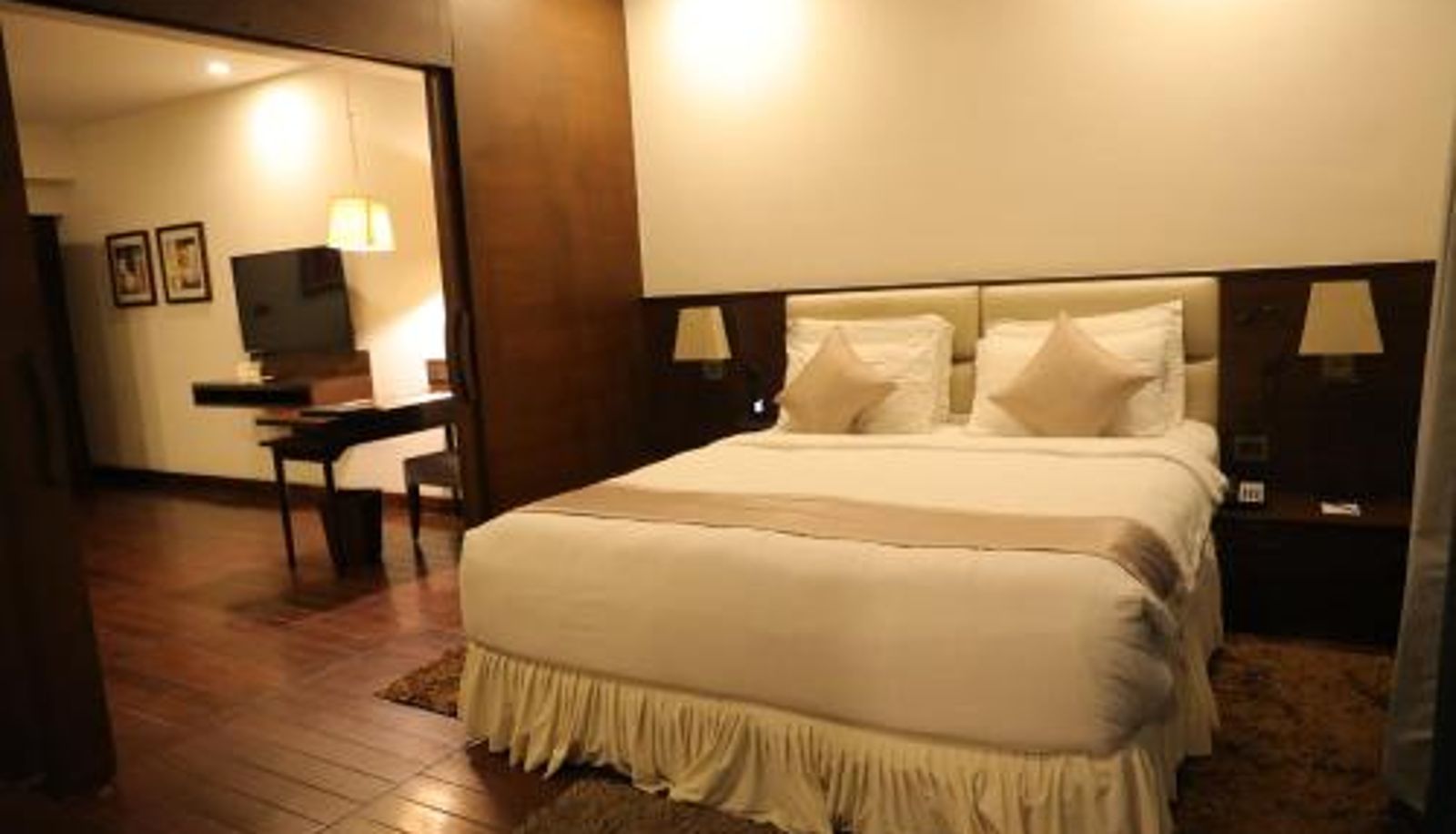 Suite - The Alcor Hotel