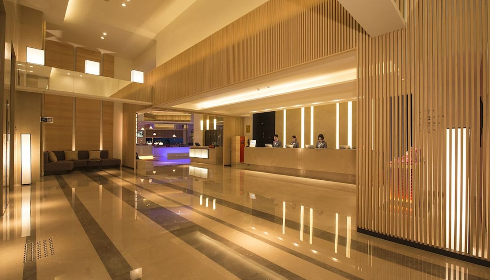Rezeption - HOTEL COZZI  ZHONGSHAN KAOHSIUNG