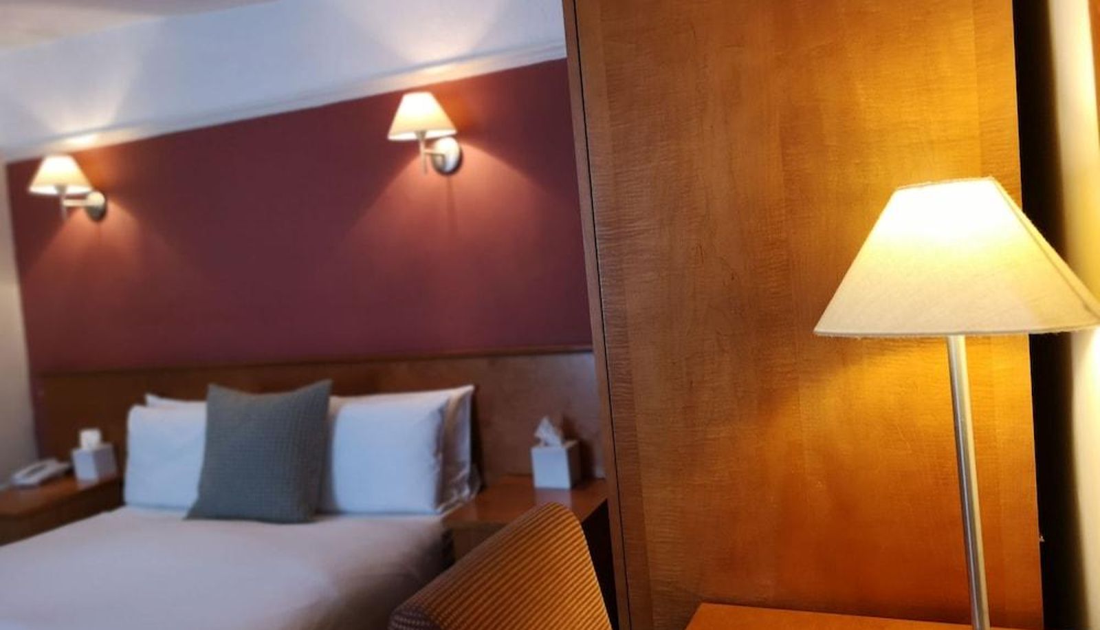 Standardzimmer - Tudor Lodge Hotel