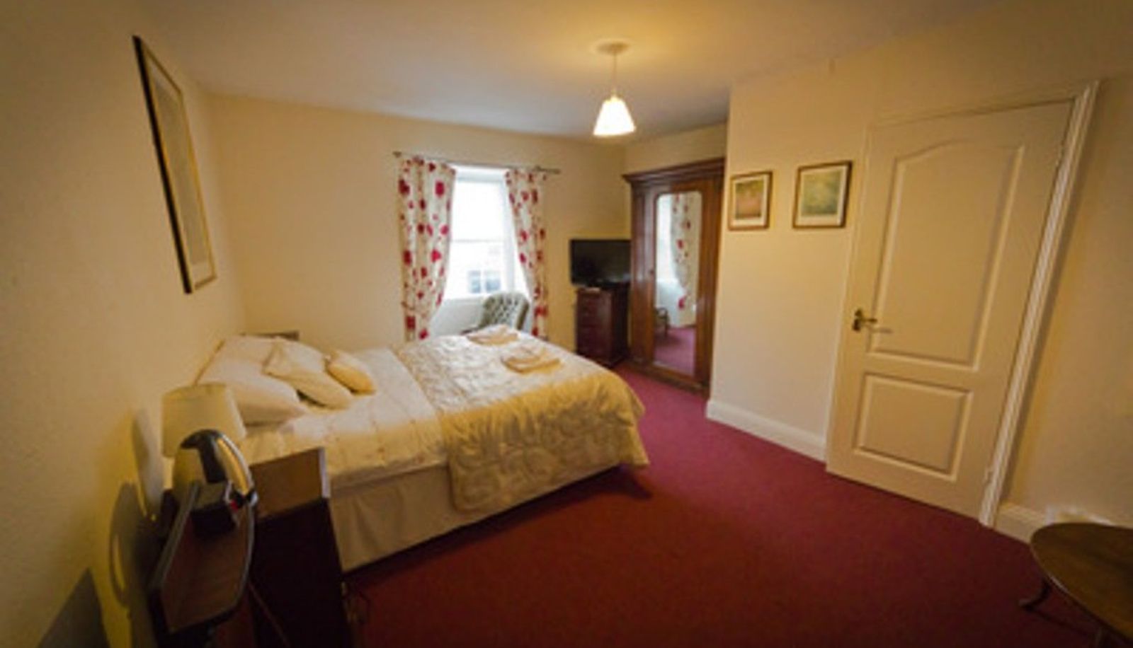 Zimmer - Angel Hotel