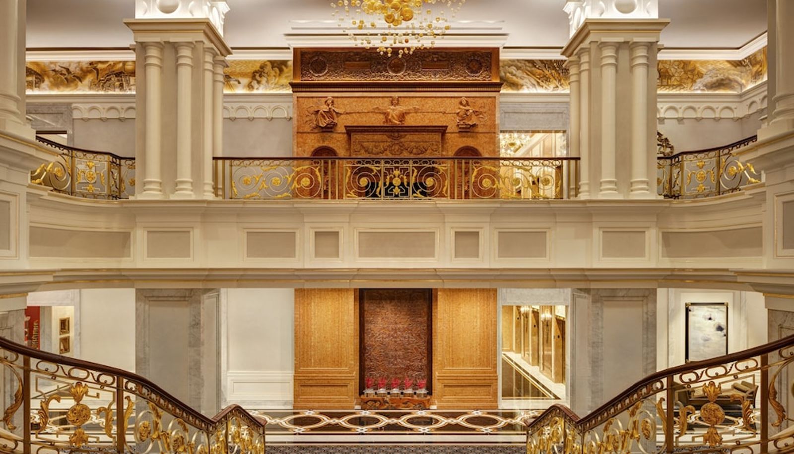 Hall - The Towers Lotte New York Palace