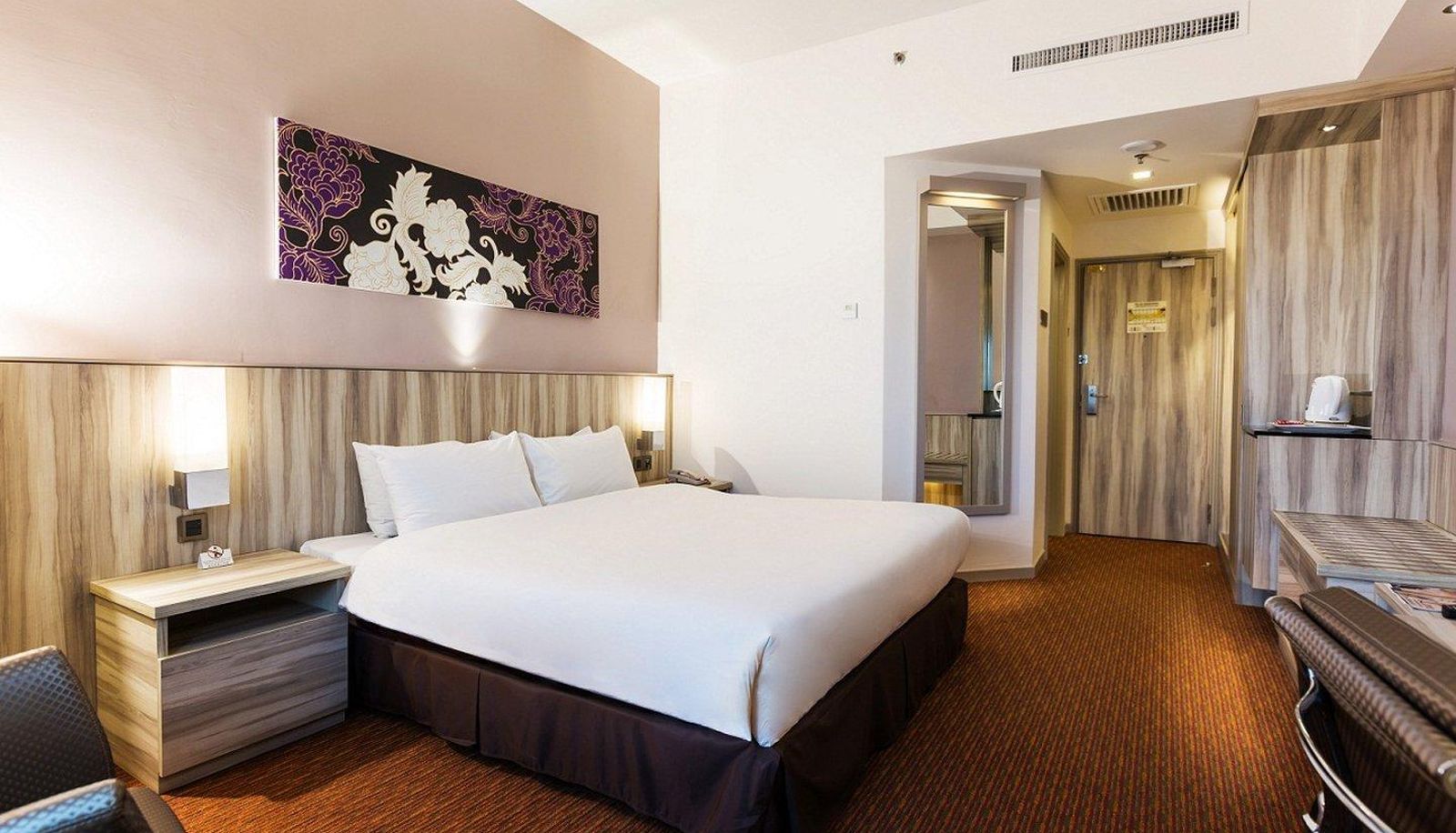 Room - Garner Hotel PECOS by IHG