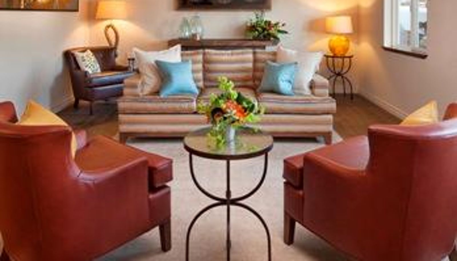Lobby - Cambria Landing Inn & Suites