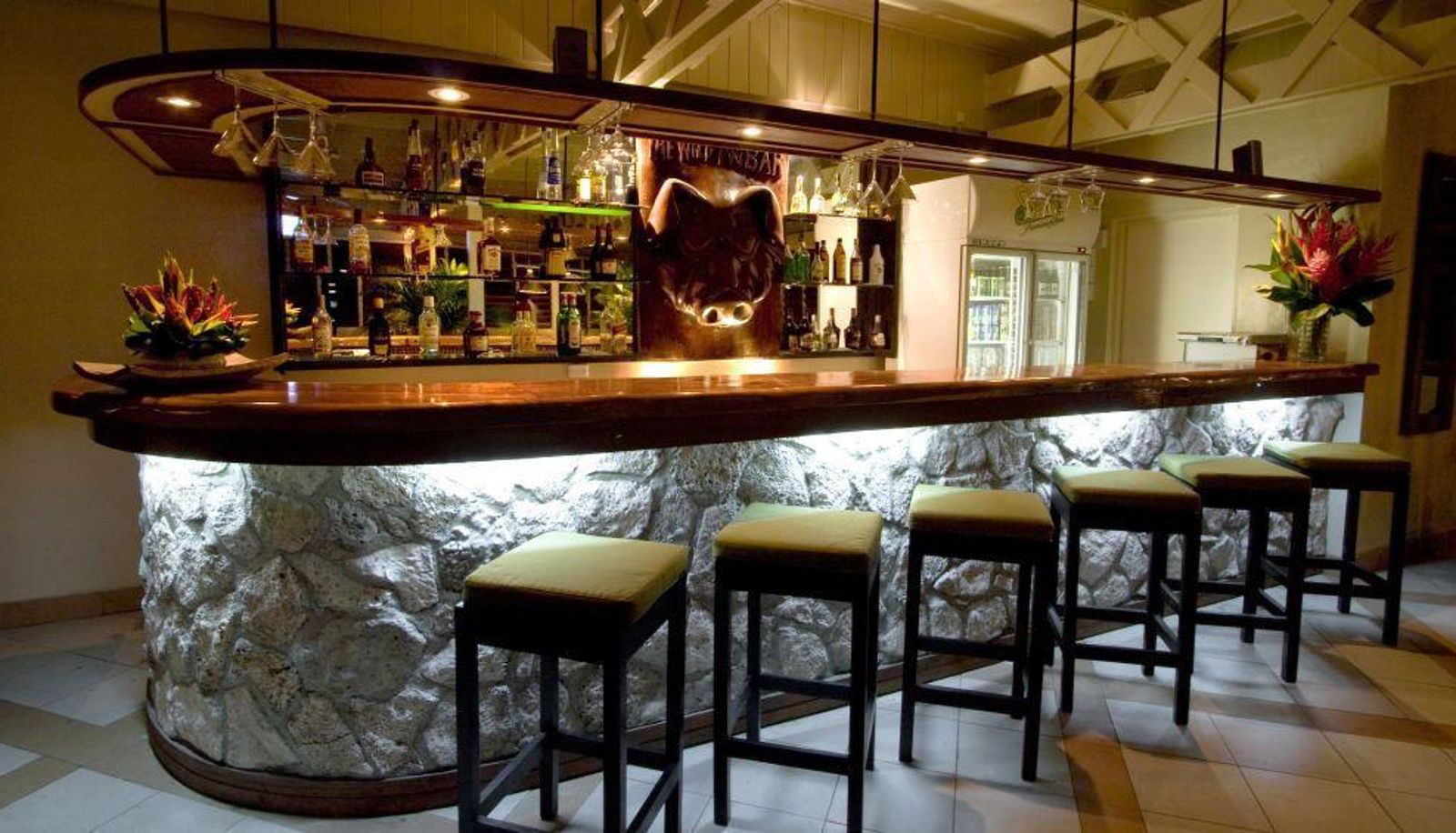 Bar - Coconut Palms Resort