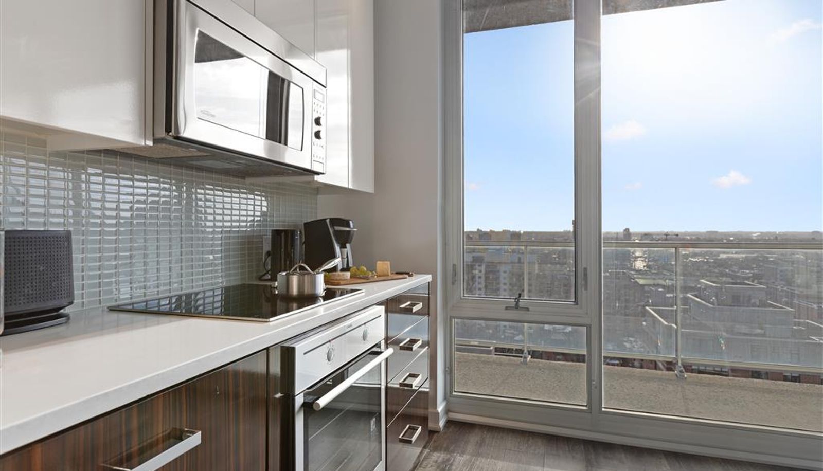 Room - SoHo Residences Lisgar
