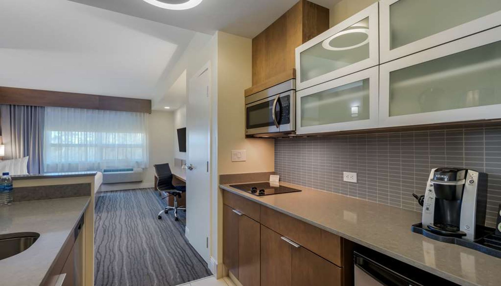 Room - Best Western Plus Sawridge Suites
