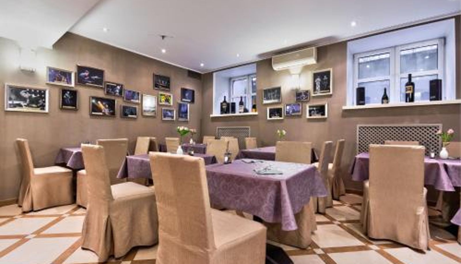 Breakfast room within the restaurant - My City Hotel